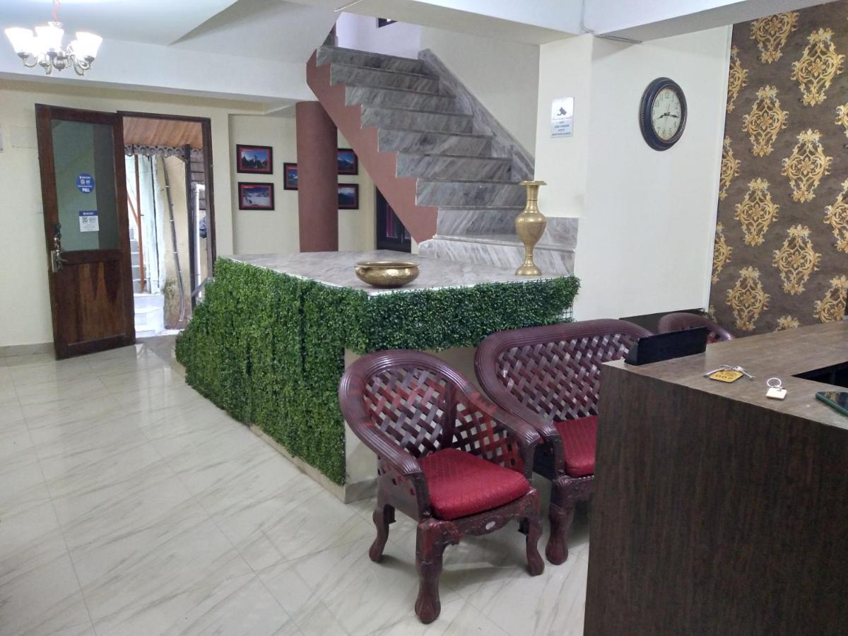 Hotel Shivalik Retreat Гангток Екстериор снимка